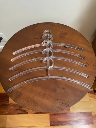 28 Cabides em acrílico grosso 12mm importado