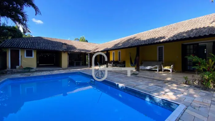 Casa com 5 dormitórios à venda, 250 m² por R$ 800.000,00 - Condomínio Residencial São Marc