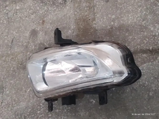 farol de milha Fiat Strada 22 esquerdo