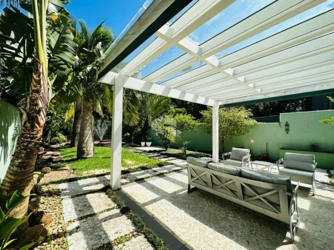 Casa no Terra Ville Golf Club - 3 suites, semi mobiliada, Condomínio Clube em Porto Alegre