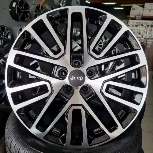 Jogo de rodas usadas aro 19 5x110 Jeep Compass - Fundo black