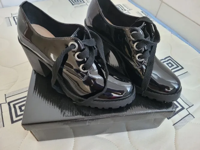 Sapato N 35 NOVO