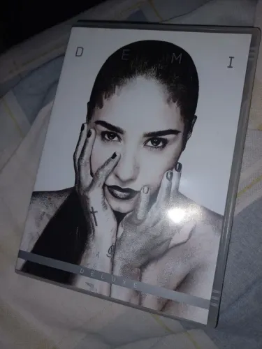 DEMI Deluxe - CD e DVD