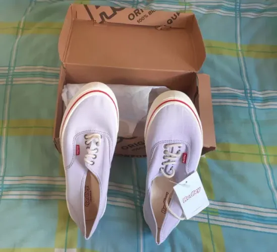 Tênis Redley Originals Lilas claro tamanho 44 original !!!
