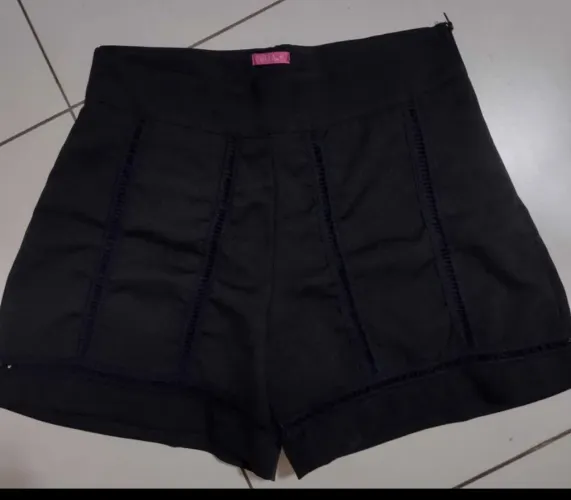 Lindo short preto socialzinho