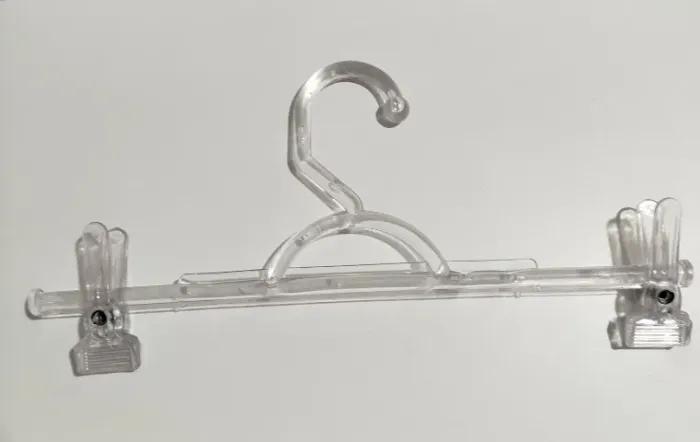 Cabide com prendedor