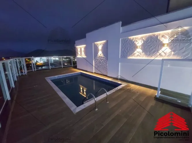Cobertura a venda em Ubatuba, 03 suites, piscina privativa, 02 vagas com depósito, lazer c