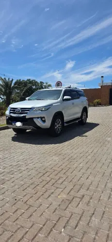 Toyota Hilux SW4 SRX 4X4 2.8 TDI 16V Dies. Aut. 2019