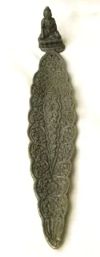 Antigo incensário metal dourado cinzelado escultura de Buda *Descrição