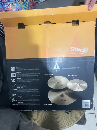Kit de pratos Stagg - descrição nas fotos 