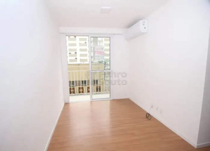 Apartamento com sacada e dois dormitórios no Acqua Parque - 2º Andar