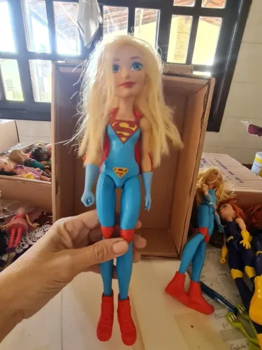 Boneca Superhero girls superwoman