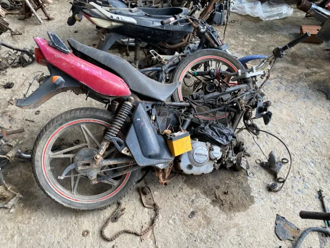 Peças de Moto Suzuki yes 125