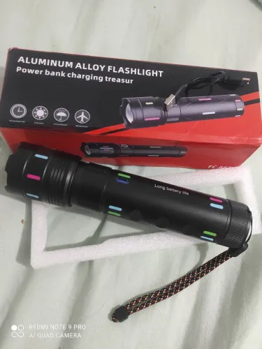 Lanterna Tática de Laser LED Telescópica Recarregável - Ideal para diversas situações!