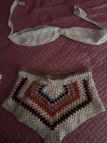 Conjunto de Crochê Artesanal - Perfeito para o Verão!