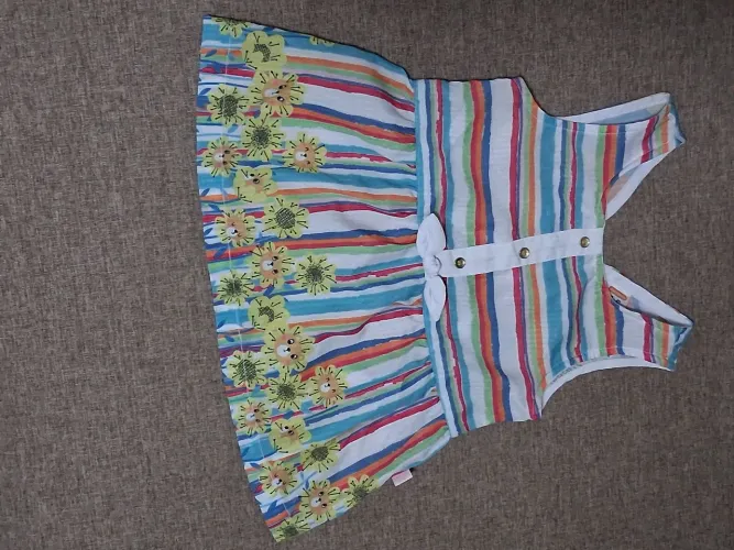 Vestido infantil 2 sem uso