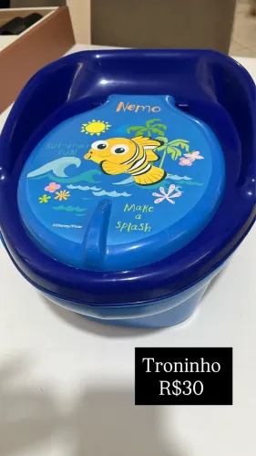 Troninho infantil