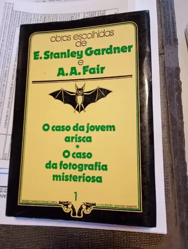 Coleção completa de 50 volumes Obras Escolhidas de Erle Stanley Gardner e A. A. Fair