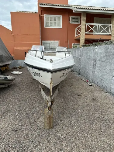 Lancha Casco barco strider 250