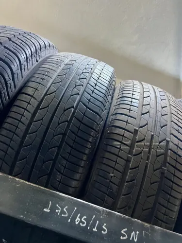 Pneu 175/65/15 Bridgestone  94 % Vida util
