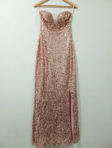 Vestido festa paetê tomara que caia. Tam P