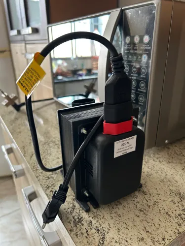 Transformador de voltagem 1100W