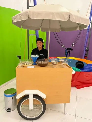 2 Carrinhos para festa/eventos