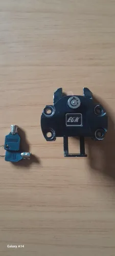 Tranca de ignição para motos