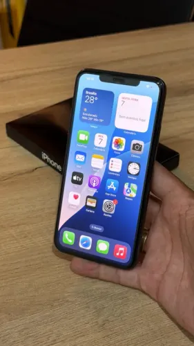 iPhone 11 Pro Max 64GB Green - Saúde da bateria 100% (Nova)! 3 meses de garantia! Até 12x