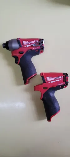 Carcaça Milwaukee M12 Parafusadeira impacto 2453-59