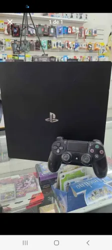 Ps4 com 1 jogo seminovo de brinde com garantia de 3meses