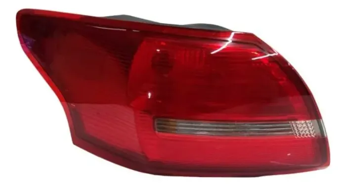 Lanterna Traseira Ford Focus Sedan 2016/2018