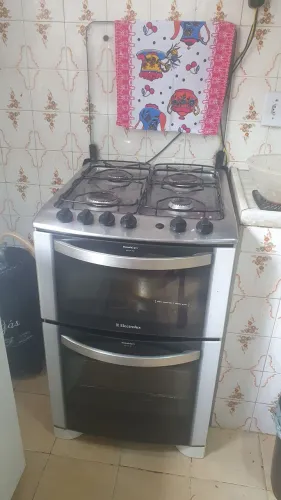 Fogão Eletrolux 4 bocas Automático 2 Fornos.