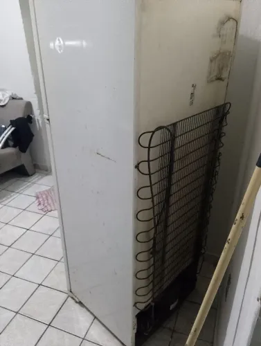 Geladeira pra vender usada