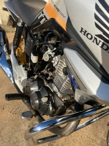 Titan 160 ano 2019 edição 25 anos