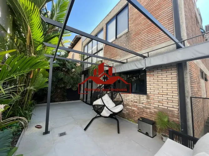 vila madalena, proximo a um bela praça, quintal 3 dormitórios, 3 vagas, reformada