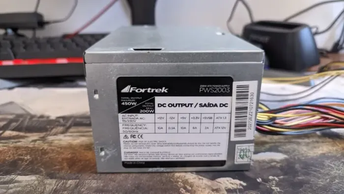 Fonte ATX Fortrek 200W real