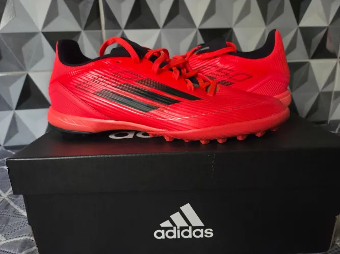Chuteira Adidas Society F50 League Masculina