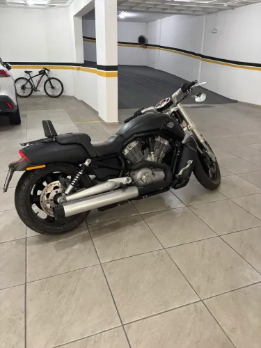 Moto Harley Davidson VRSCF