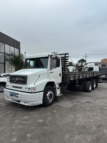 Mercedes-Benz 1620 Truck 6x2 ano 2000