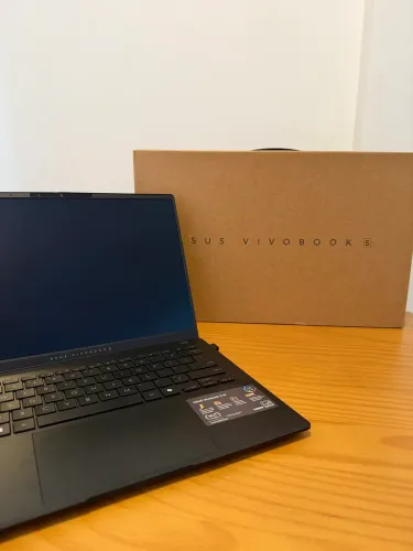 ASUS Vivobook S14 OLED, Core Ultra 7, 32 GB RAM, 1 TB SSD