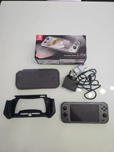 Nintendo Switch Lite ポケモン Nintendo Switch Lite Zacian and Zamazenta Pokemon Edition - Game