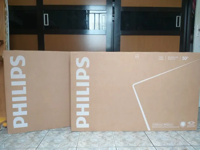 Smart Tv 50" 4k Philips - Sem Uso - Garantia - Na caixa