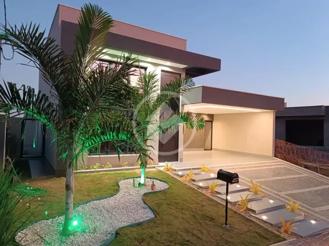 Casa Sub Térrea - Jardins Nápoles codigo: 81376
