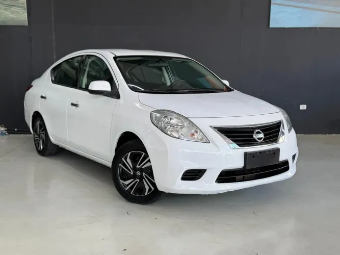 Nissan Versa SV 1.6 16V Flex Fuel 4P Mec. 2014