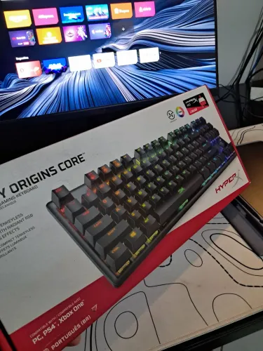 Teclado HyperX - Alloy origins core