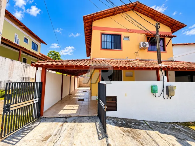 Casa duplex no Cond Vivendas do Moinho