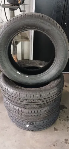 Pneus 215/60/r17