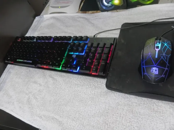 Vendo mouse e teclado gamer