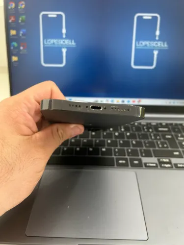 carcaça iphone 15 pro max IMPECÁVEL